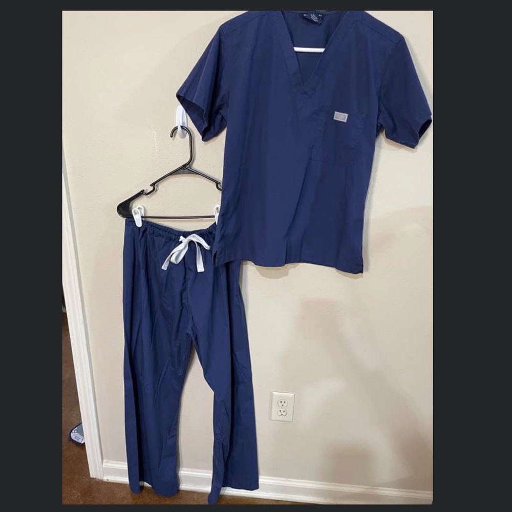 Blue Sky Scrub Set in Navy